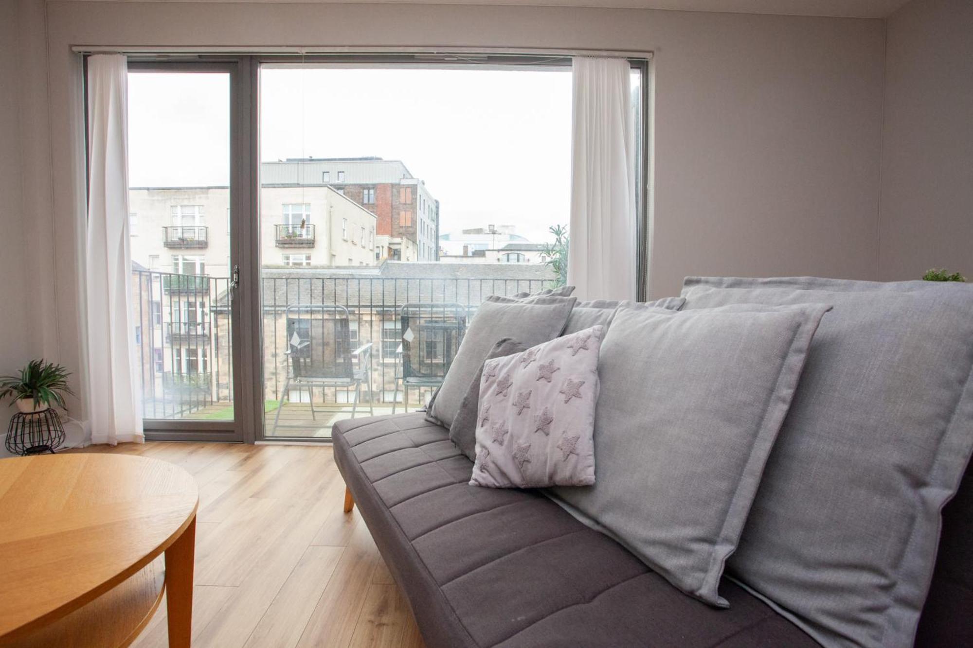 1 Bedroom Flat In The Heart Of Merchant City Глазгоу Екстериор снимка